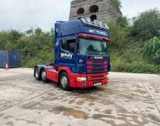 2000 Scania 124 6x2 44 Tonnes Sleeper Cab 